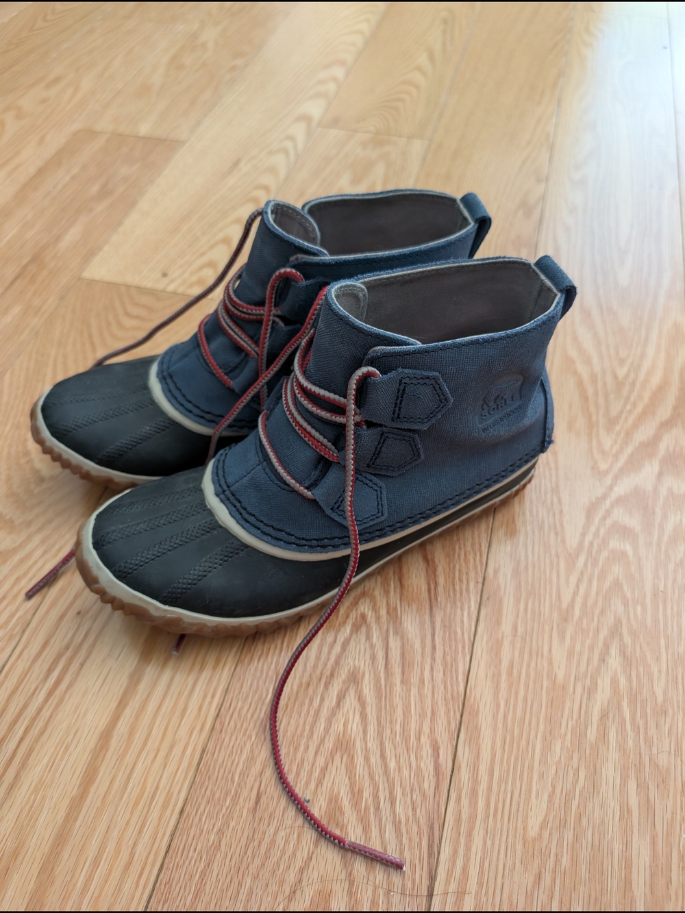 Sorel Women's Navy Blue and Brown Winter Rain Boots